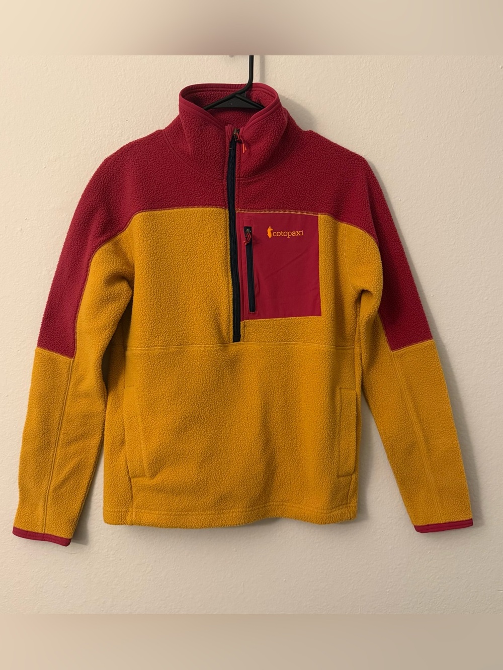 Cotopaxi Women's Abrazo Half-Zip Fleece Jacket Raspberry Amber Colorblock XS
